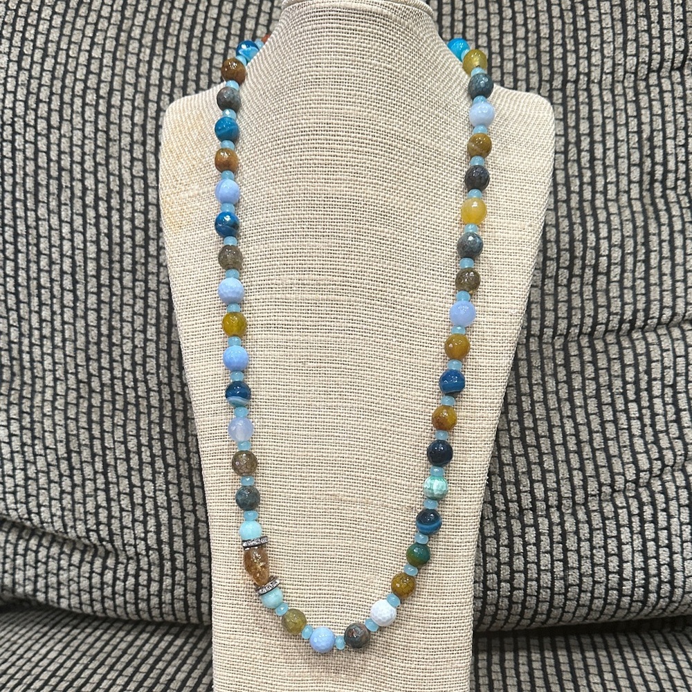 Ocean Hues Beaded Necklace
